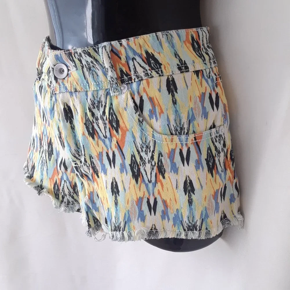 Dollhouse Multicolored Frayed Denim Short Shorts